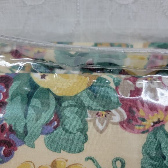 Vintage Laura Ashley Rubens Floral Rod Pocket Drapes 82x84 Set of 2 Panels NEW - Picture 6 of 15